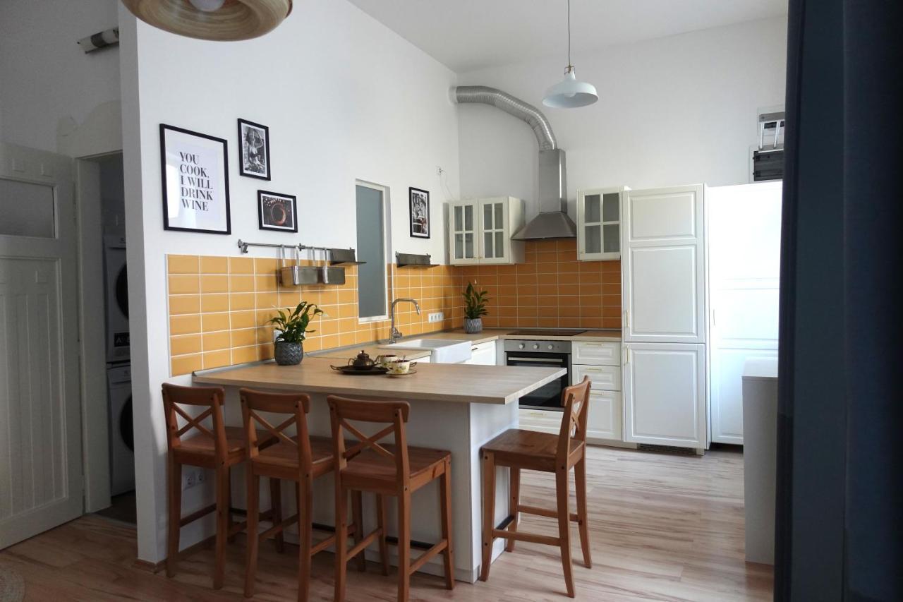 Bpr Pastellion Art Home In Buda Budapest Bagian luar foto