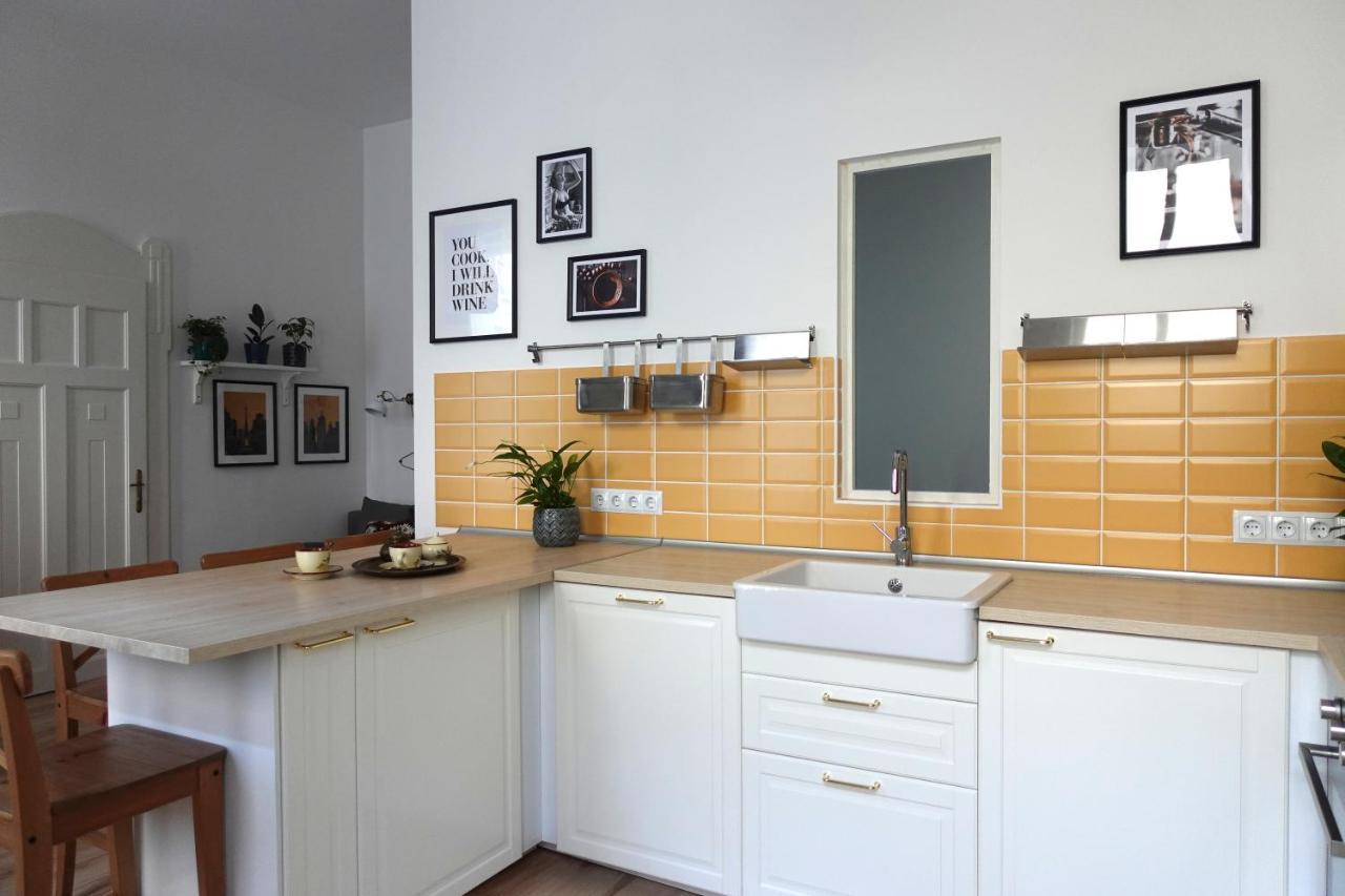 Bpr Pastellion Art Home In Buda Budapest Bagian luar foto