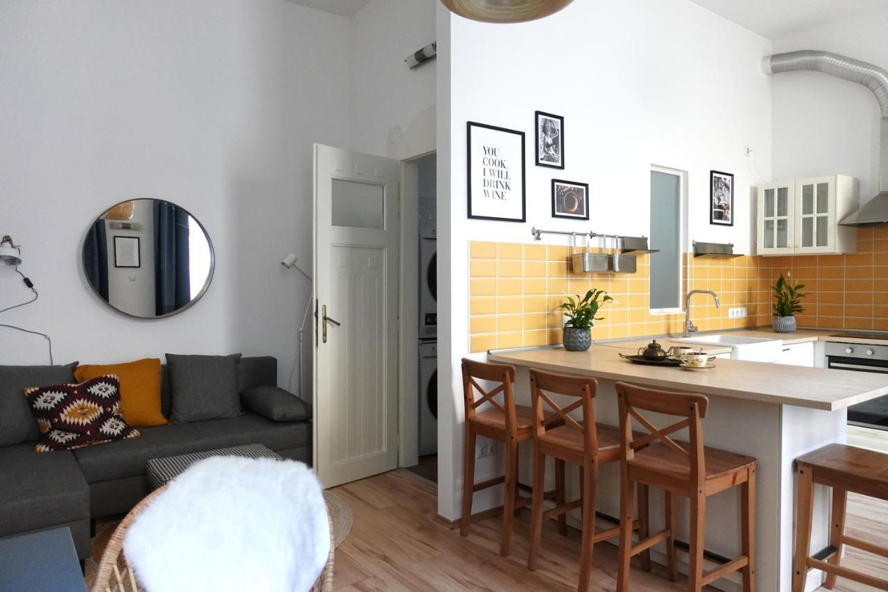 Bpr Pastellion Art Home In Buda Budapest Bagian luar foto